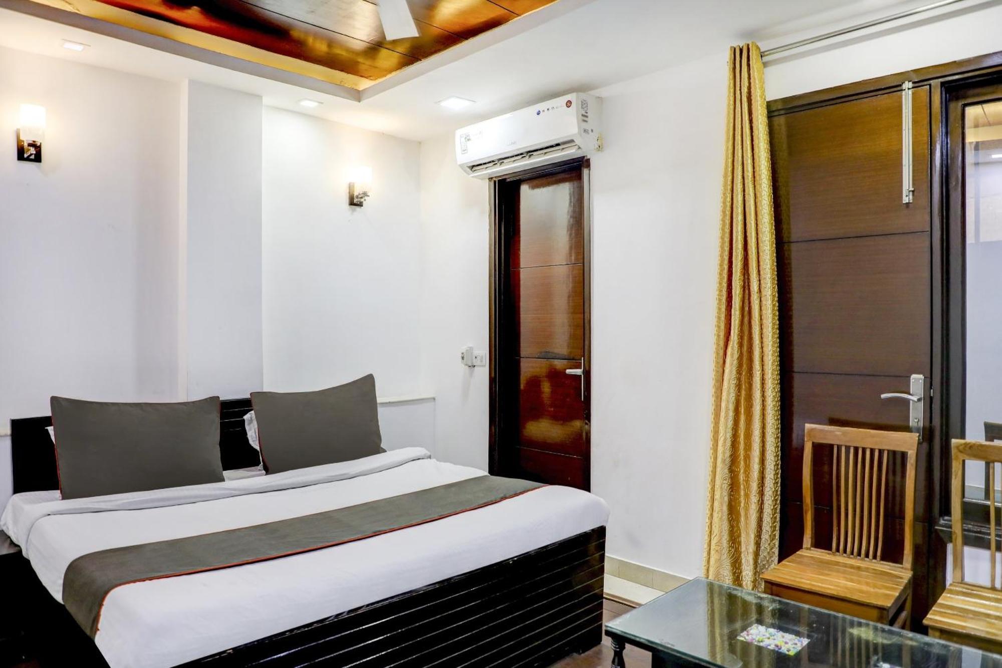 Collection O R S Villa Near Lotus Temple Nova Deli Exterior foto
